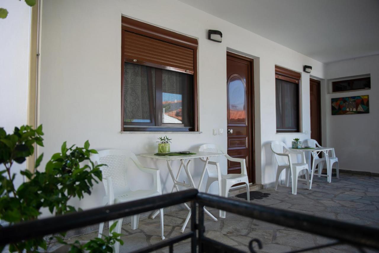 Appartamento Mala - Μάλα Afytos Esterno foto